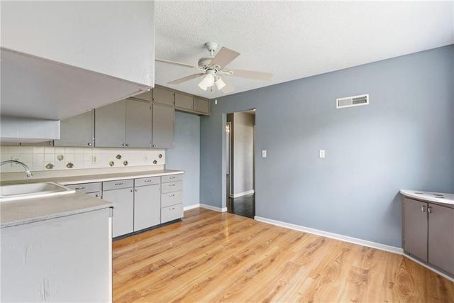 307 E Orchard Street, Odessa, MO 64076