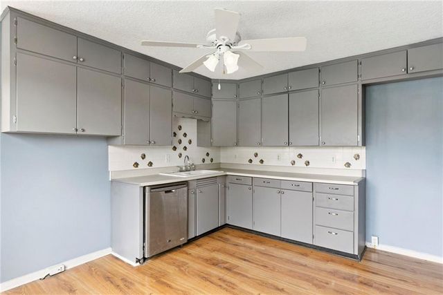 307 E Orchard Street, Odessa, MO 64076