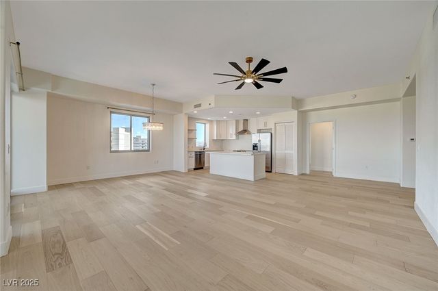 8255 South LAS VEGAS Boulevard 813, Las Vegas, NV 89123