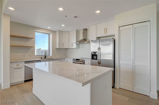 8255 South LAS VEGAS Boulevard 813, Las Vegas, NV 89123