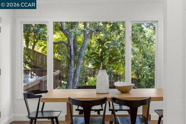 32 Las Vegas Road, Orinda, CA 94563