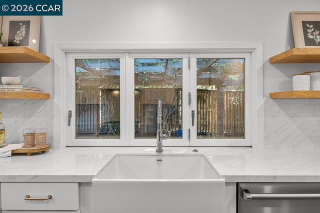 32 Las Vegas Road, Orinda, CA 94563