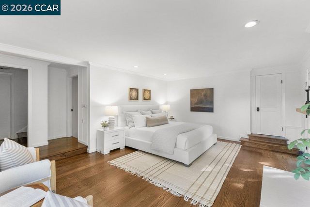 32 Las Vegas Road, Orinda, CA 94563