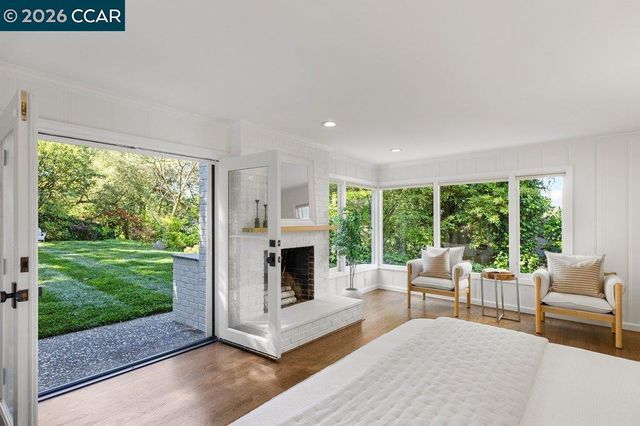 32 Las Vegas Road, Orinda, CA 94563