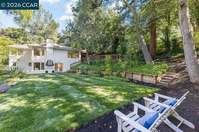 32 Las Vegas Road, Orinda, CA 94563