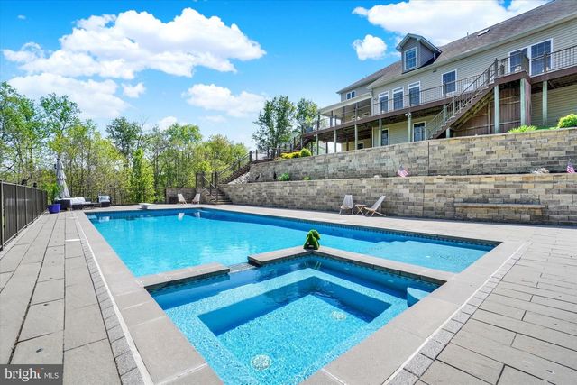 1416 SUMMIT WAY, Mechanicsburg, PA 17050