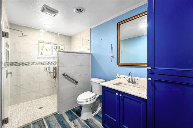 2033 17th Street, Lake Charles, LA 70601