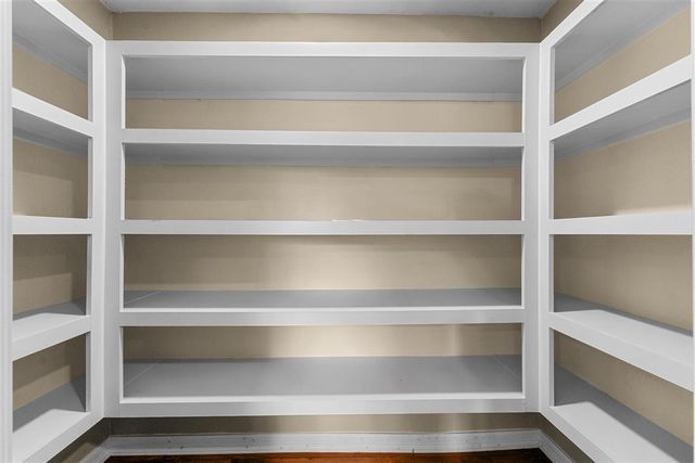 2033 17th Street, Lake Charles, LA 70601