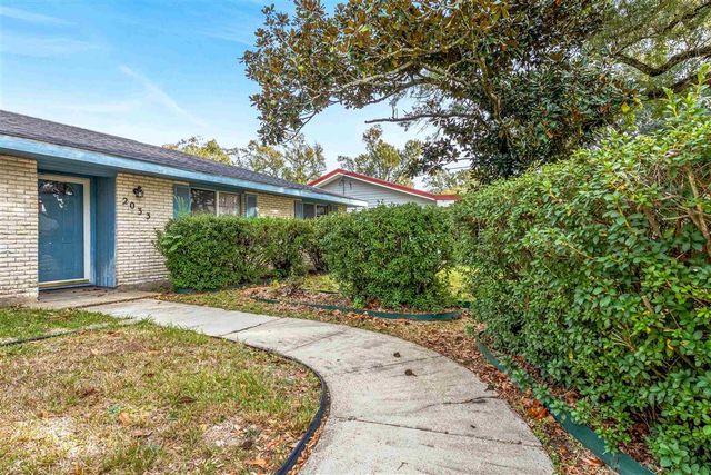 2033 17th Street, Lake Charles, LA 70601