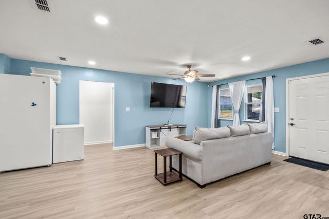 429 GARRETT CIR, Winona, TX 75792