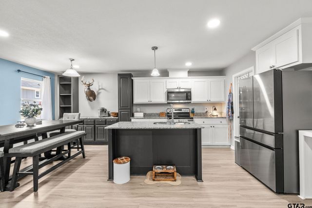 429 GARRETT CIR, Winona, TX 75792