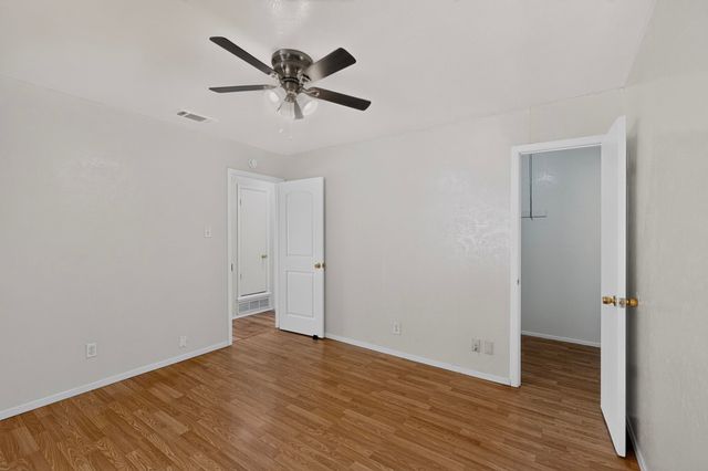 6432 Tumbling Creek Trail, Dallas, TX 75241