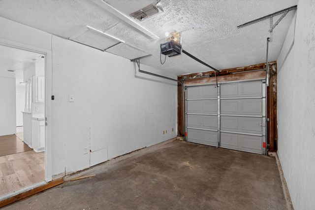 6432 Tumbling Creek Trail, Dallas, TX 75241