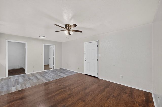 6432 Tumbling Creek Trail, Dallas, TX 75241