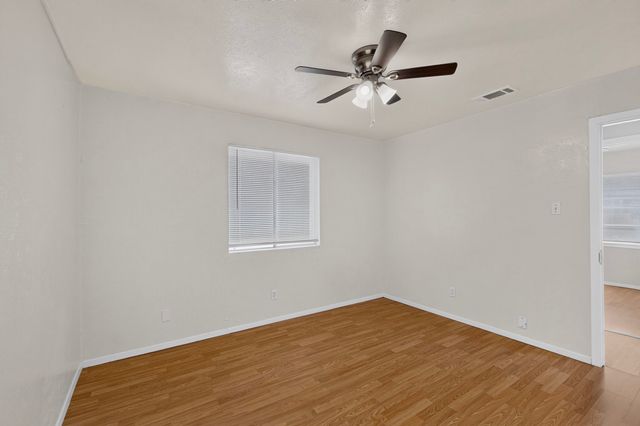 6432 Tumbling Creek Trail, Dallas, TX 75241