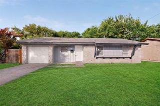 6432 Tumbling Creek Trail, Dallas, TX 75241