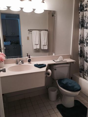19201 Collins Avenue 1033, Sunny Isles Beach, FL 33160