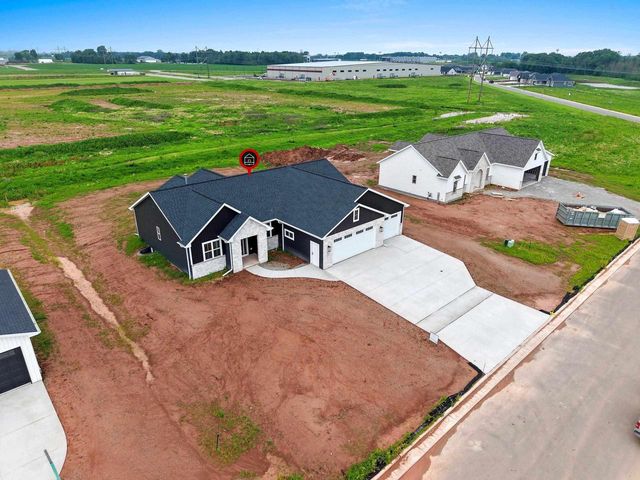 1607 TORCHWOOD TRAIL, De Pere, WI 54115