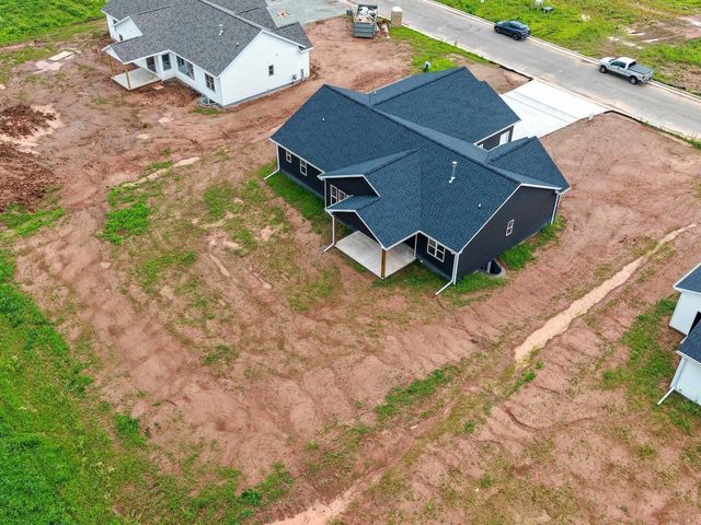 1607 TORCHWOOD TRAIL, De Pere, WI 54115