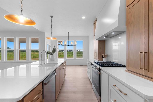 1607 TORCHWOOD TRAIL, De Pere, WI 54115