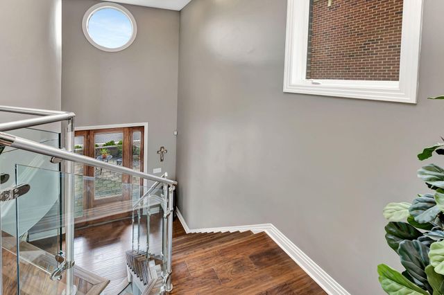 92 Watch Hill Lane, Newport, KY 41071