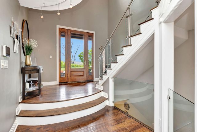 92 Watch Hill Lane, Newport, KY 41071
