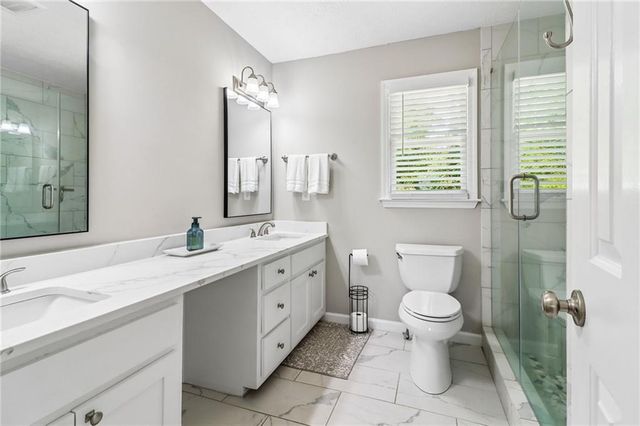 1074 Wash Lee Drive SW, Lilburn, GA 30047