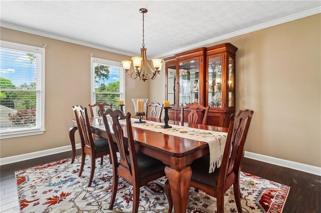 1074 Wash Lee Drive SW, Lilburn, GA 30047