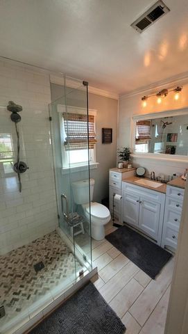 13821 Mulberry Drive, Whittier, CA 90605