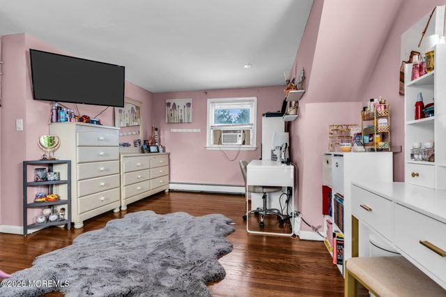 368 Sweetbriar Street, Keyport, NJ 07735