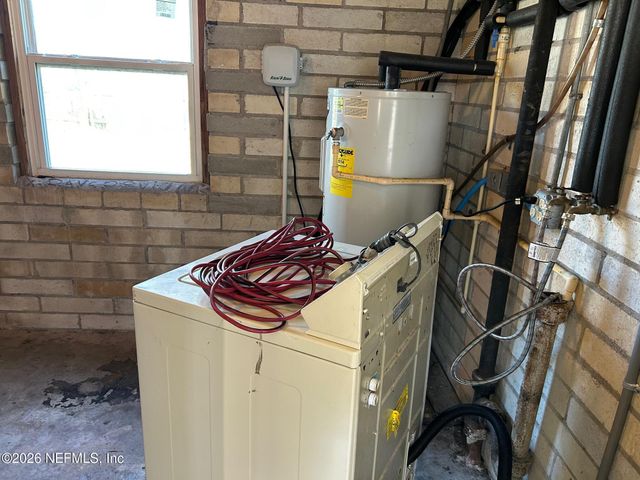 825 14TH Avenue N, Jacksonville Beach, FL 32250