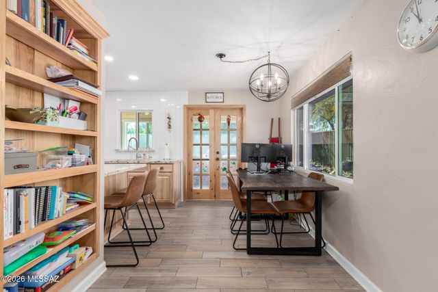 2532 E Silver Street, Tucson, AZ 85716