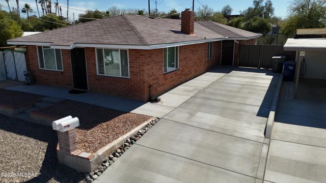 2532 E Silver Street, Tucson, AZ 85716