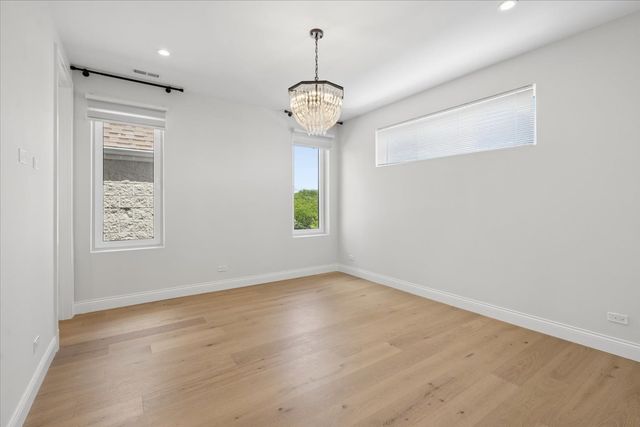 3739 N Clifton Avenue 3, Chicago, IL 60613