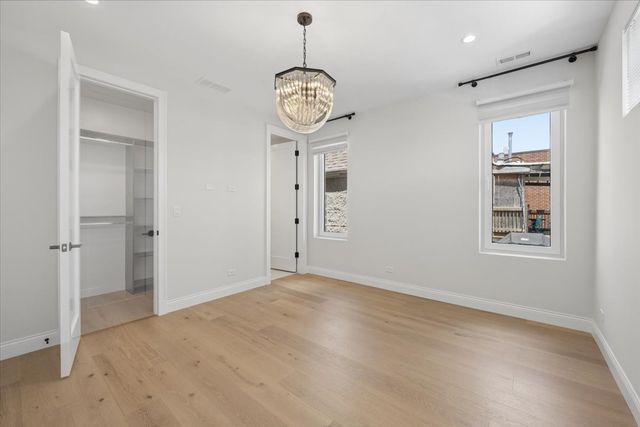 3739 N Clifton Avenue 3, Chicago, IL 60613