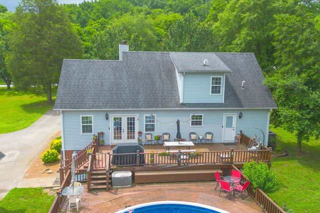 187 Garland Dr, Pulaski, TN 38478