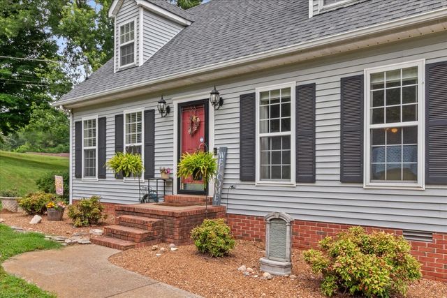 187 Garland Dr, Pulaski, TN 38478