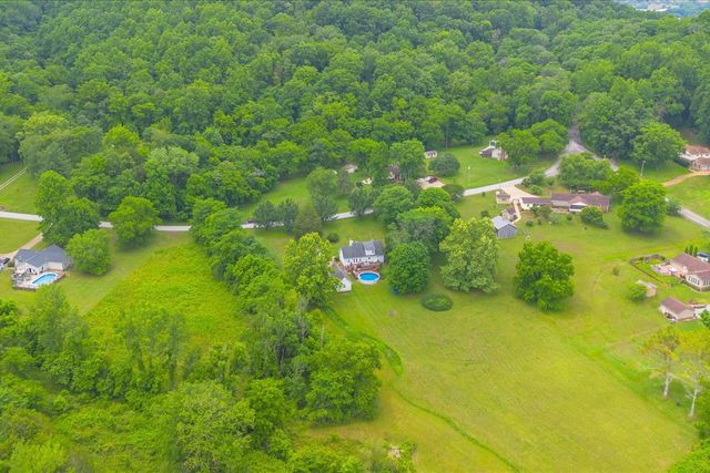 187 Garland Dr, Pulaski, TN 38478
