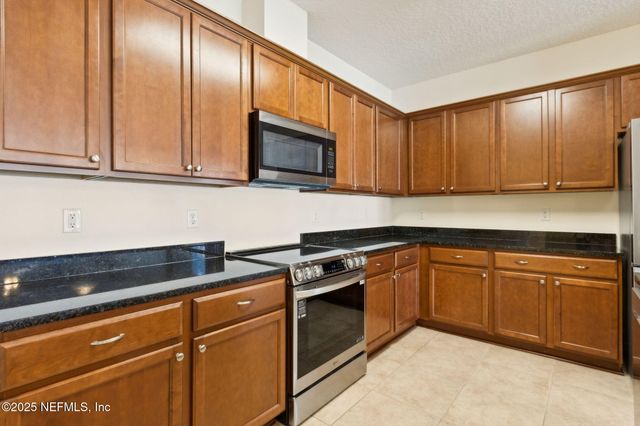 846 MOSSWOOD CHASE Street, Orange Park, FL 32065