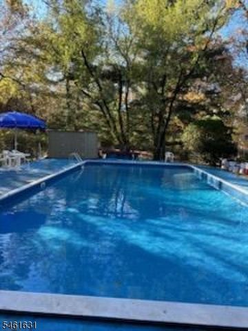 39 Gage Rd, East Brunswick Twp., NJ 08816