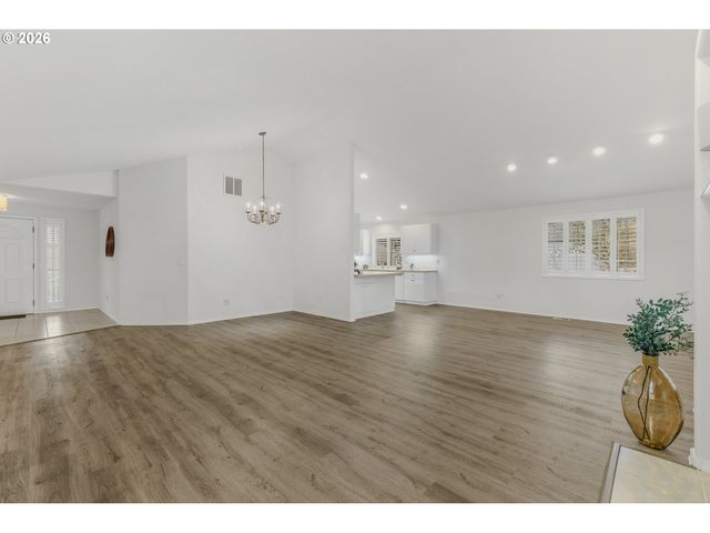 15802 Se 27TH Cir, Vancouver, WA 98683