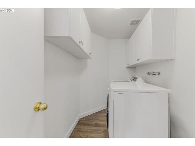 15802 Se 27TH Cir, Vancouver, WA 98683