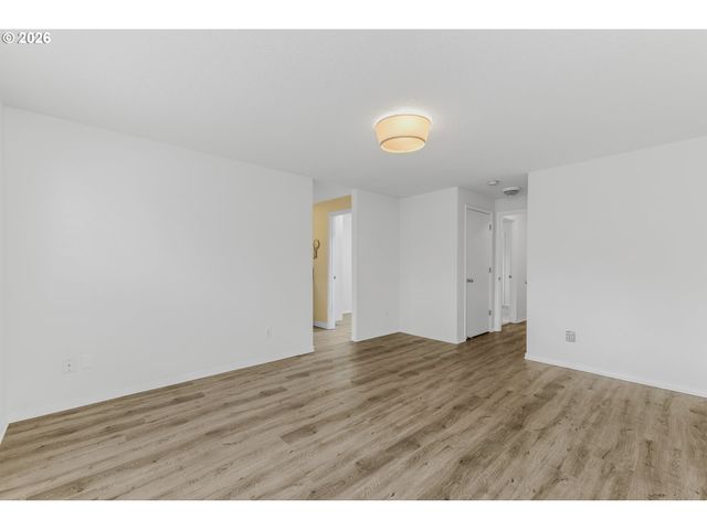 15802 Se 27TH Cir, Vancouver, WA 98683