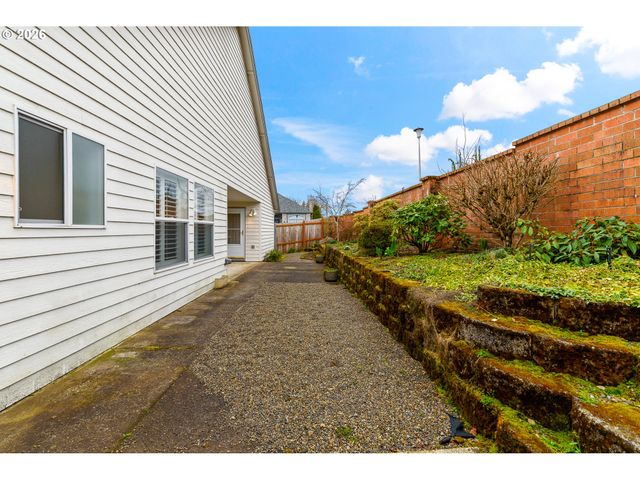 15802 Se 27TH Cir, Vancouver, WA 98683