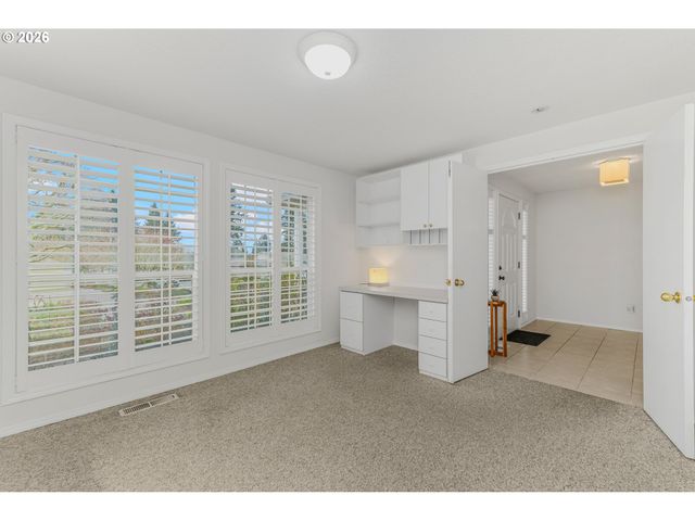 15802 Se 27TH Cir, Vancouver, WA 98683