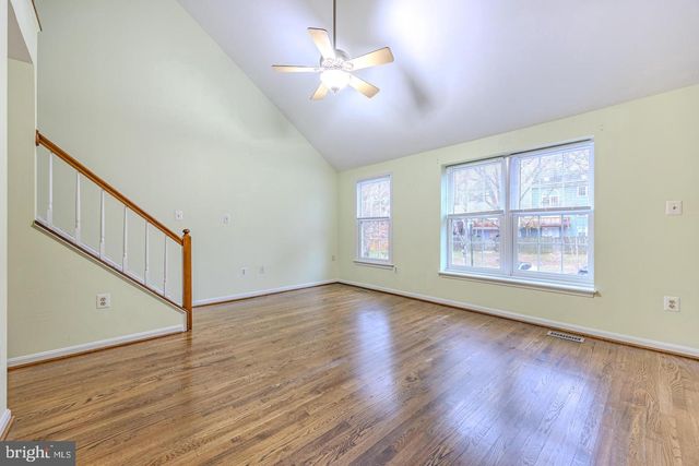 8200 MAPLE RIDGE AVE, Springfield, VA 22153