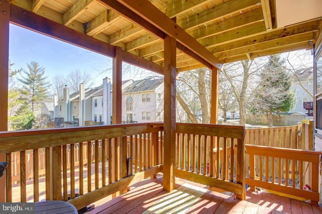 8200 MAPLE RIDGE AVE, Springfield, VA 22153