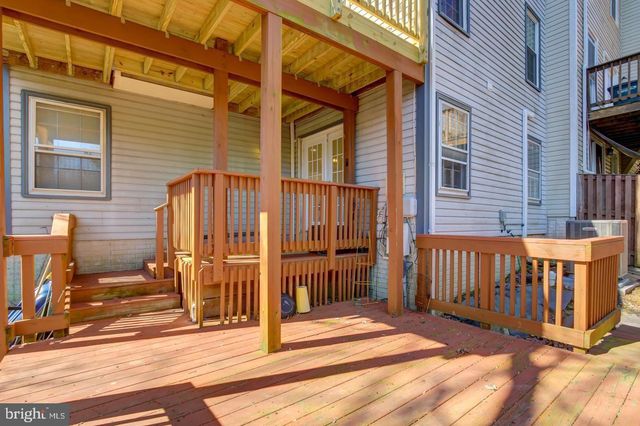 8200 MAPLE RIDGE AVE, Springfield, VA 22153