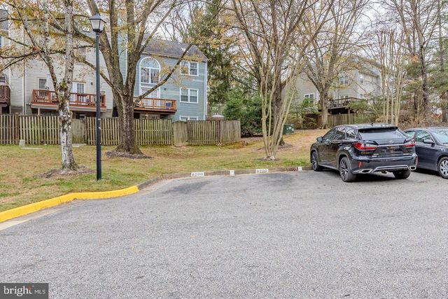 8200 MAPLE RIDGE AVE, Springfield, VA 22153