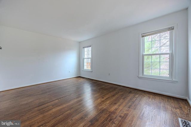 8200 MAPLE RIDGE AVE, Springfield, VA 22153